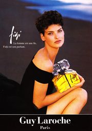 la femme est une ile fidji est son parfum